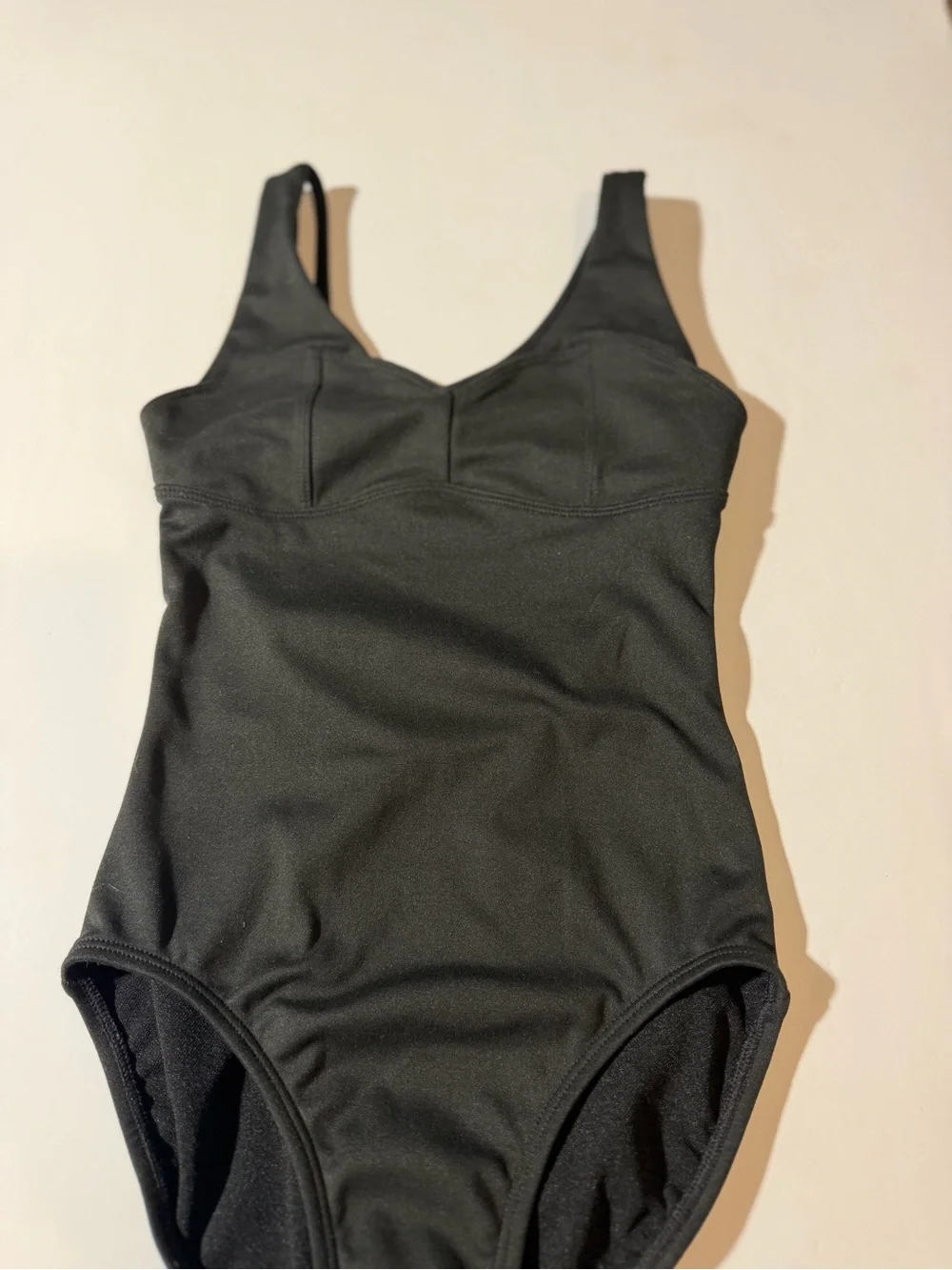 Jo & Jax Youth medium black leotard